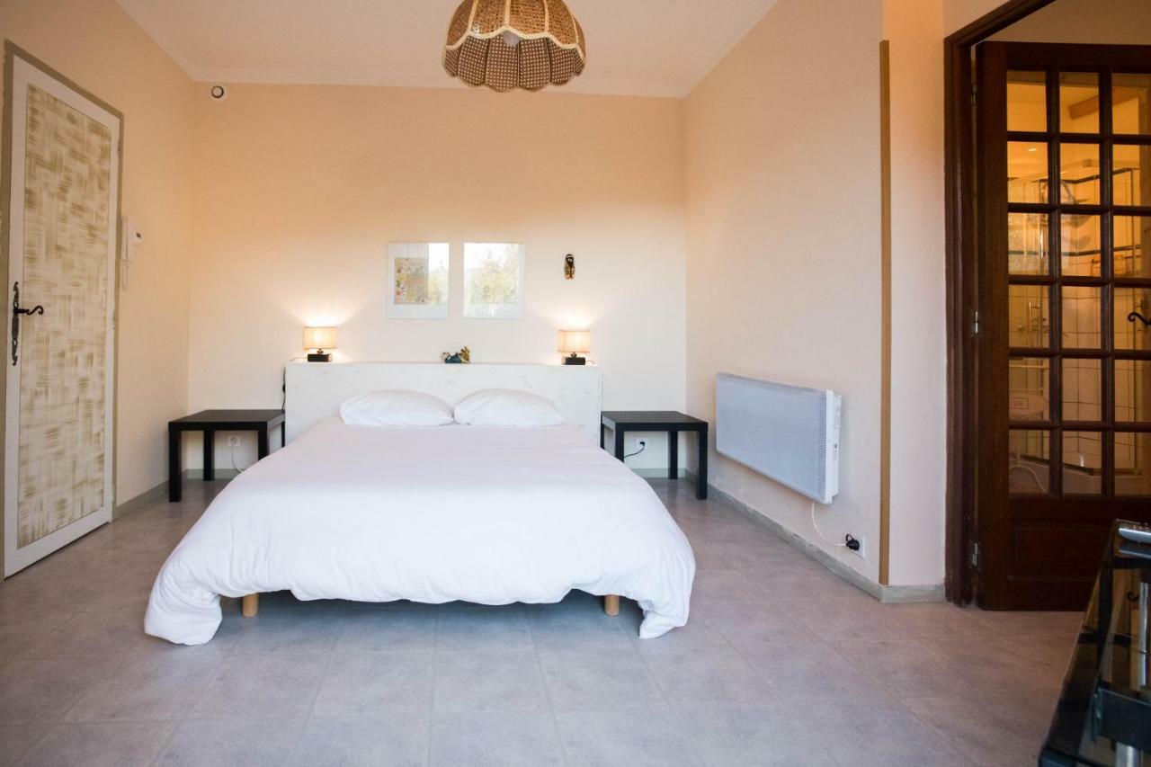 B&B Chez Max Figanières Eksteriør billede